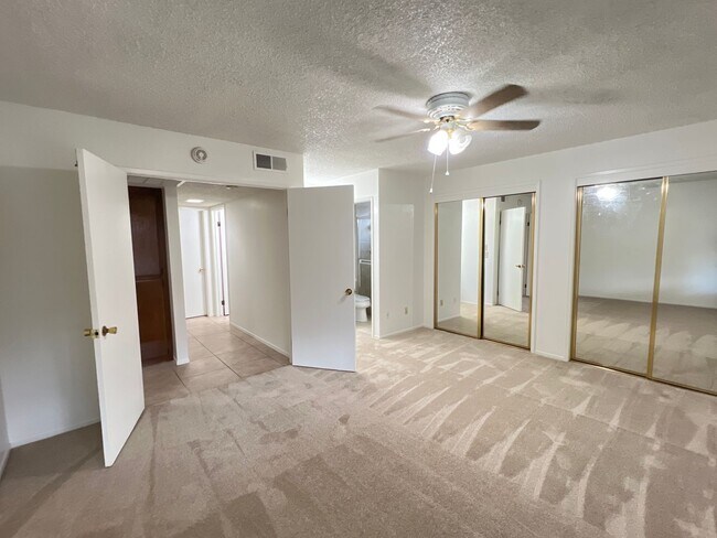 Building Photo - NORTHWEST BAKERSFIELD