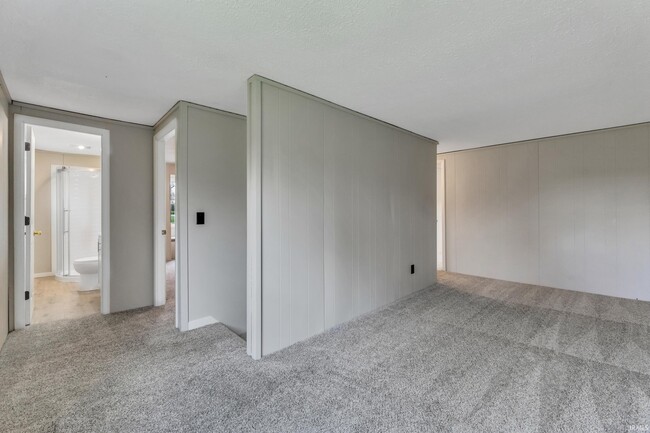 Building Photo - 2317 S 275 E