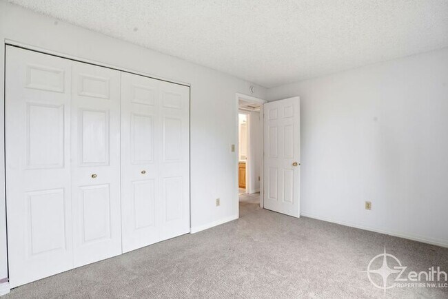 Building Photo - 9507 NW 18th Ave