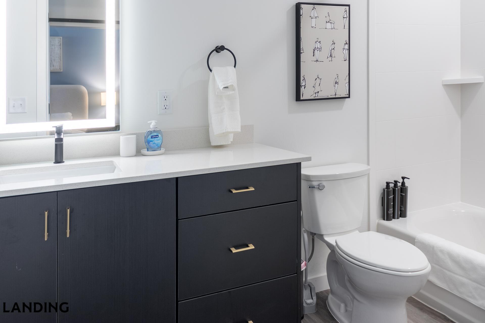 Building Photo - 343 S 400 E