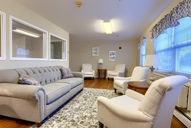 Building Photo - Regency West Apartments