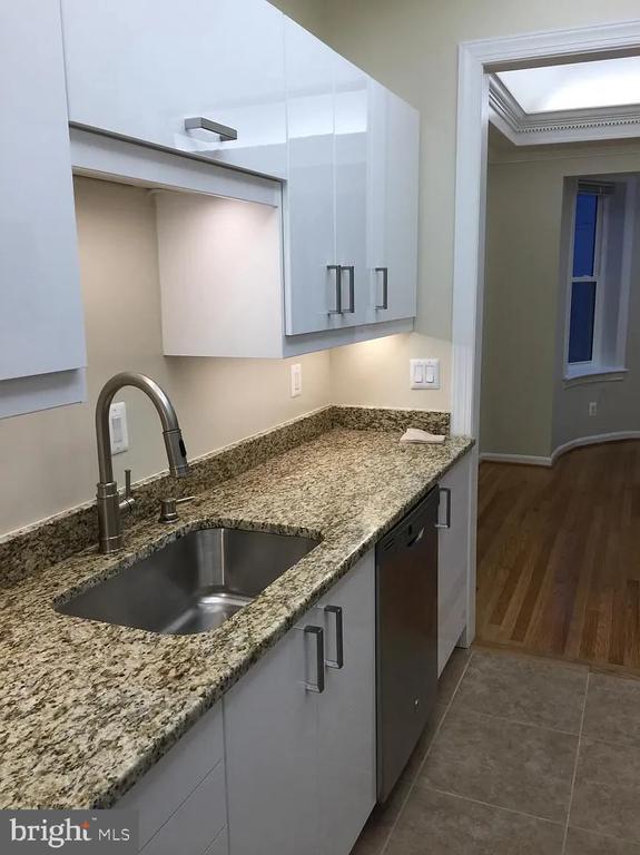 Building Photo - 1504 21st St NW