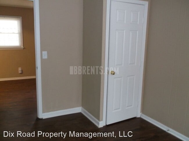 Building Photo - 3 br, 1 bath House - 631 Blackburn Avenue,