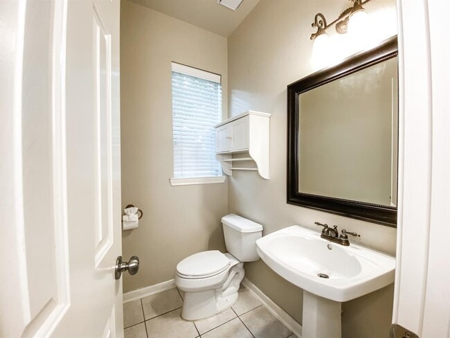 Building Photo - 13030 Mossy Ridge Cove