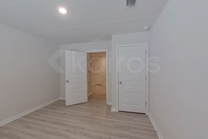 Building Photo - 4753 Malay Cir