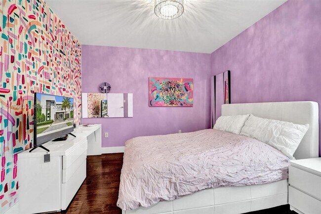 Building Photo - 10223 NW 75th Terrace