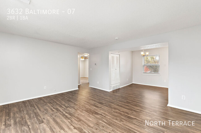 Building Photo - ?? Modern 2BR Near Westport with a Chill B...