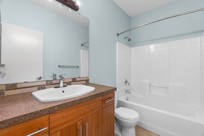 Building Photo - Charming 3BR House in Tumwater