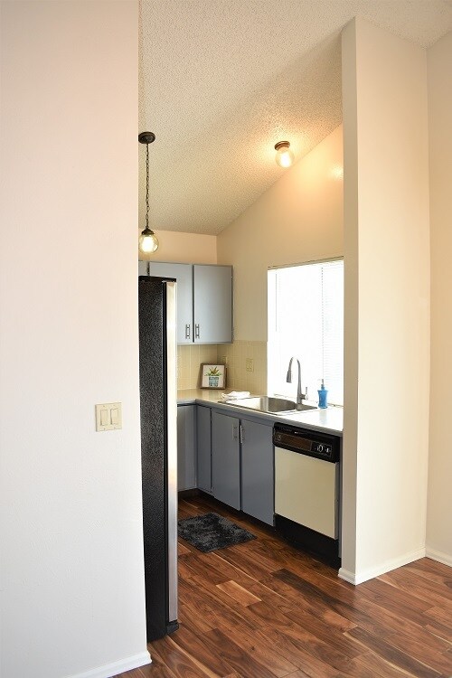 Building Photo - 6283 Yank Ct