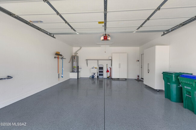 Building Photo - 39589 S Summerwood Dr