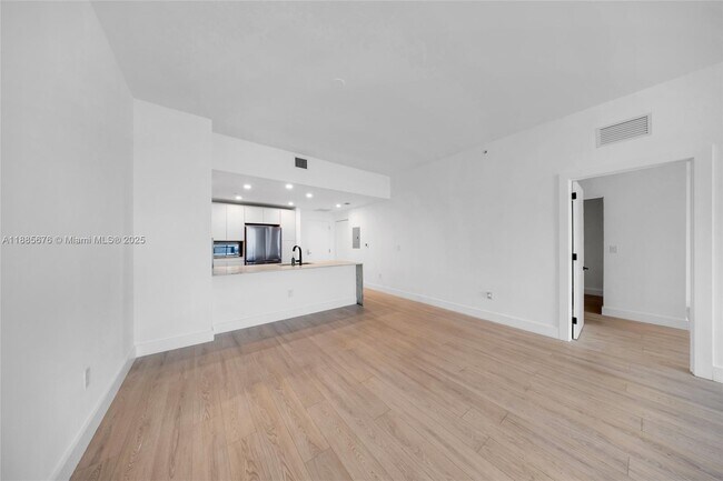 Building Photo - 7901 Hispanola Ave