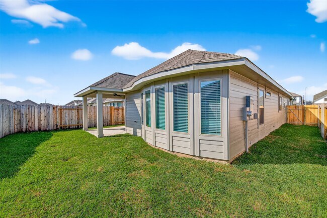 Building Photo - 8915 Field Daisy Ct