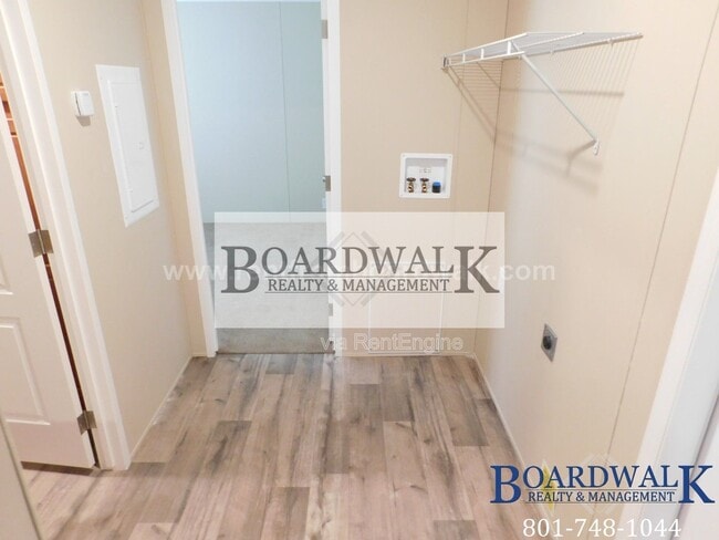 Building Photo - 3114 S 200 E