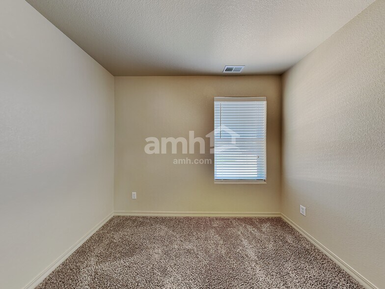 Building Photo - 3713 Winter Sun Dr