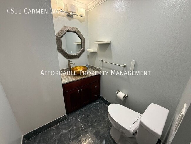 Building Photo - 4611 Carmen Way