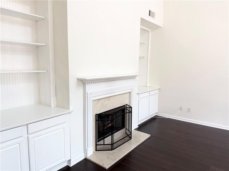 Building Photo - 4306 Suwanee Brook Ct