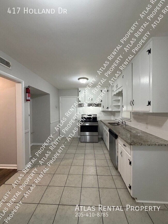 Building Photo - 417 Holland Dr