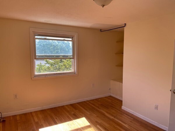 Building Photo - 272 Nevada St