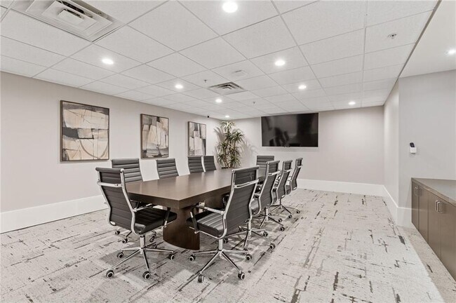 Building Photo - 400 W Peachtree St NW