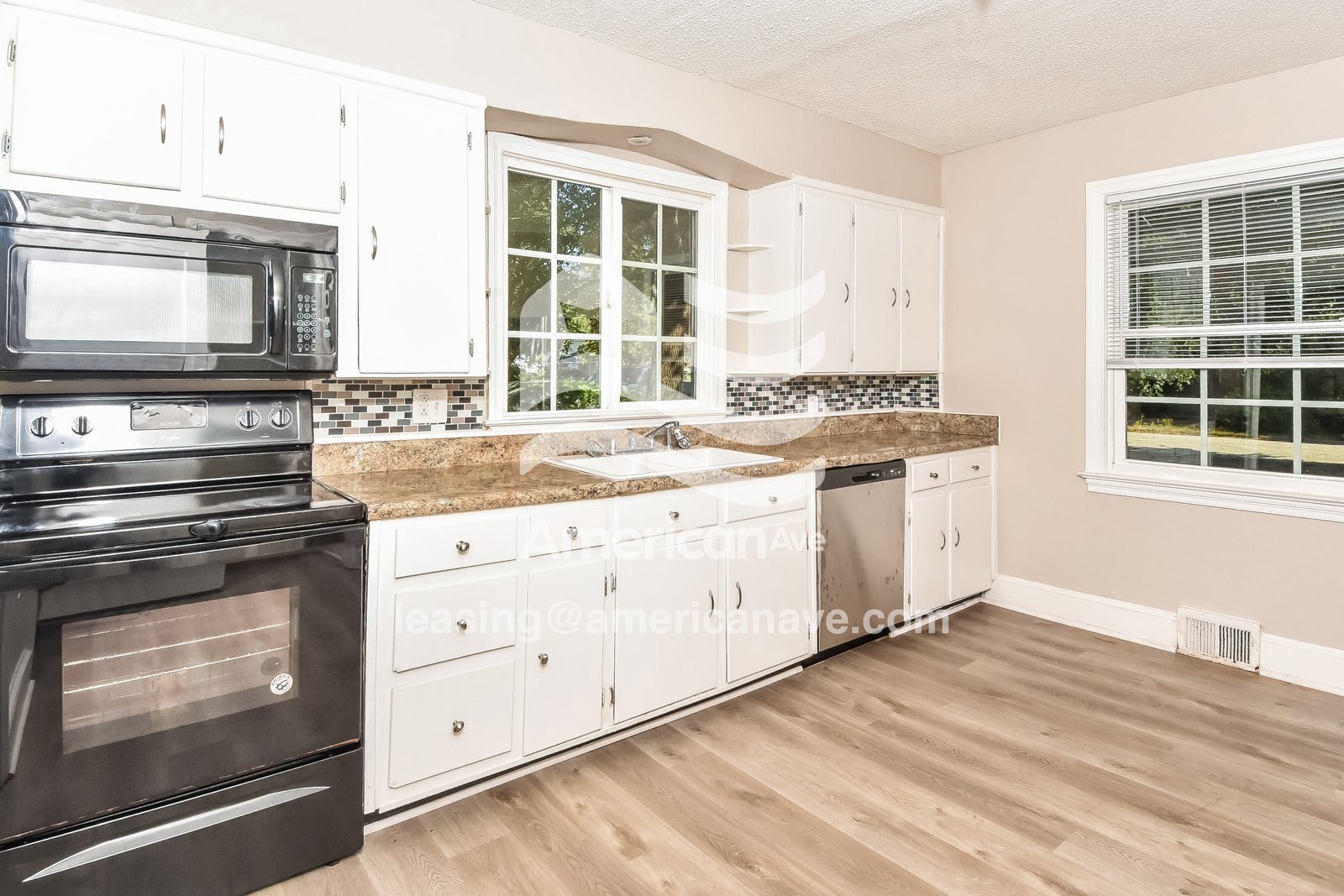 Building Photo - 123 Hendrix St