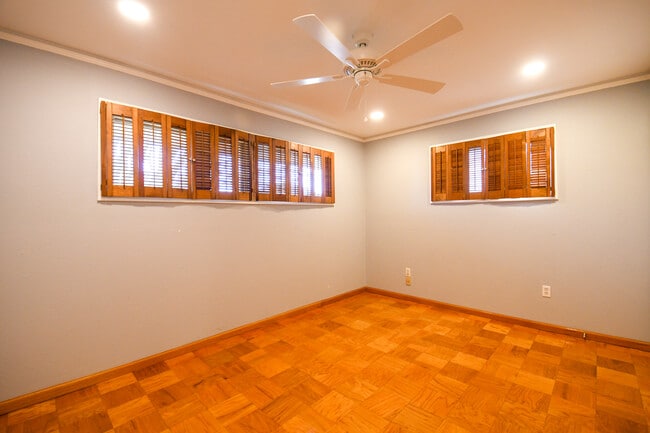 Building Photo - 3713 Bixler St