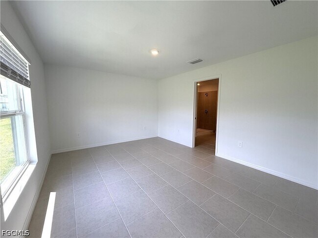 Building Photo - 4046 San Felice Ln