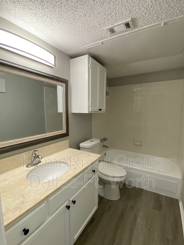 Building Photo - 4748 Old Bent Tree Ln