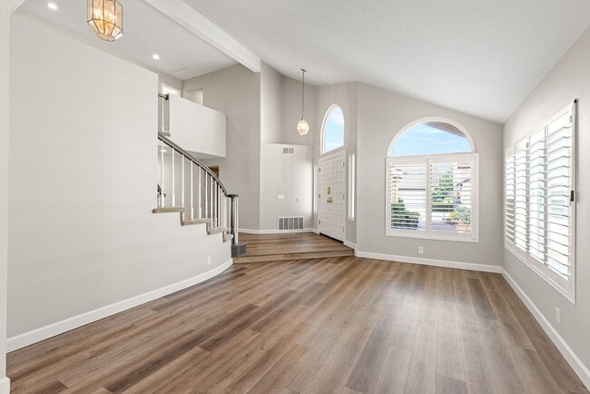 Building Photo - Beautiful 5Br / 3Ba Home In Carmel Valley!! Call to schedule a showing! 3D Tour Available!