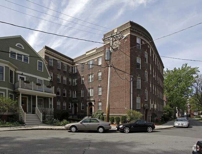 Primary Photo - 28-30 Langdon St