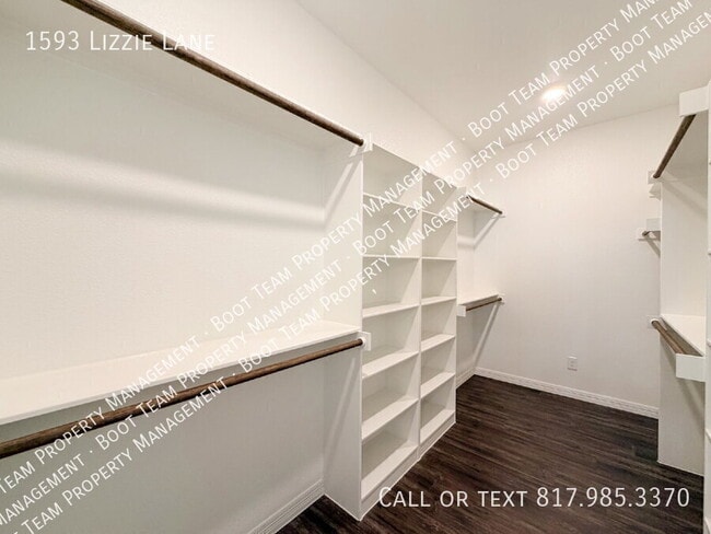 Building Photo - 1593 Lizzie Ln