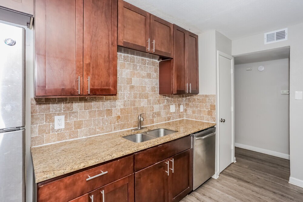 Building Photo - 3407 Spring Meadows Dr