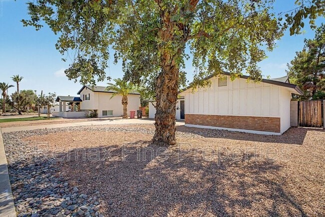 Building Photo - 6332 N Granite Reef Rd