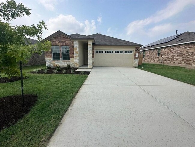 Primary Photo - 121 Seminole Dr