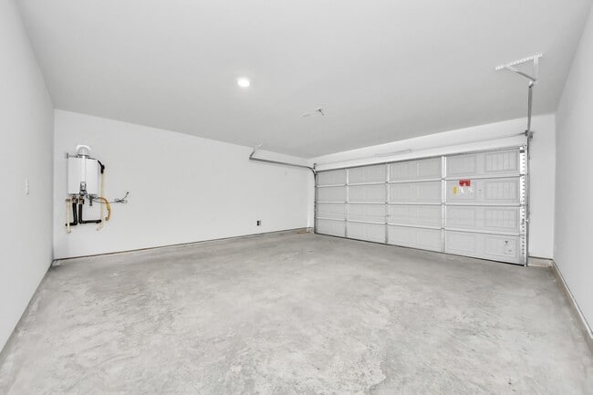 Building Photo - 29643 Knollwood Bay Rd