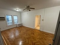 Building Photo - 2817 Zulette Ave