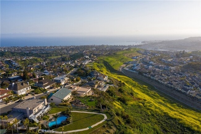 Building Photo - 26932 Via La Mirada