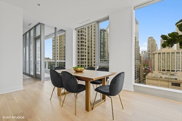 Building Photo - 403 N Wabash Ave