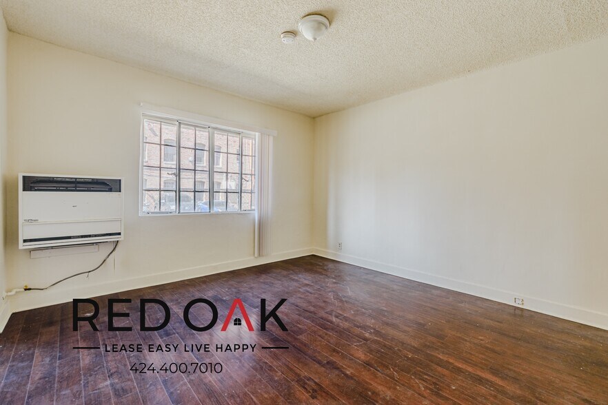 Building Photo - 259 S Harvard Blvd