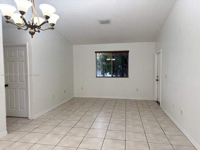 Building Photo - 6676 SW 115th Ct