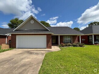 Building Photo - FOR RENT in Dothan , AL!!