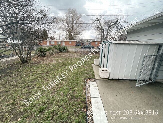 Building Photo - 2202 N 35th St