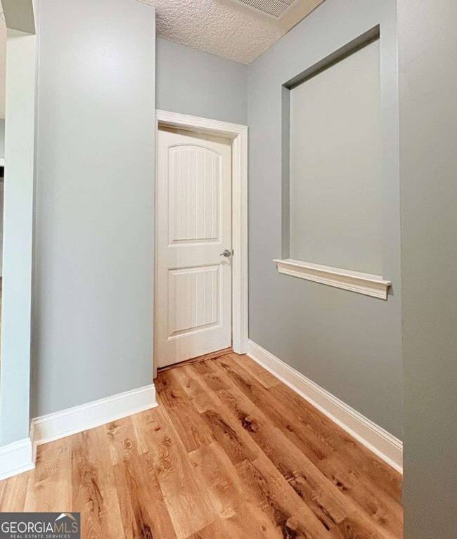 Building Photo - 130 Boatsman Way