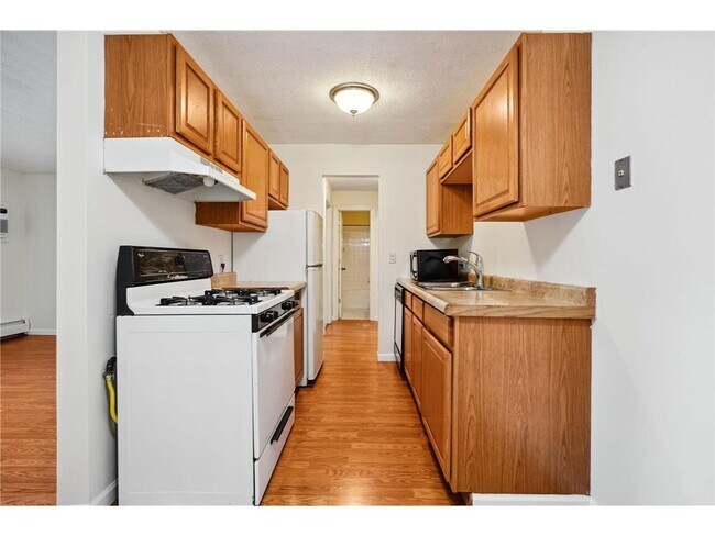 Building Photo - 5315 Minnehaha Ave