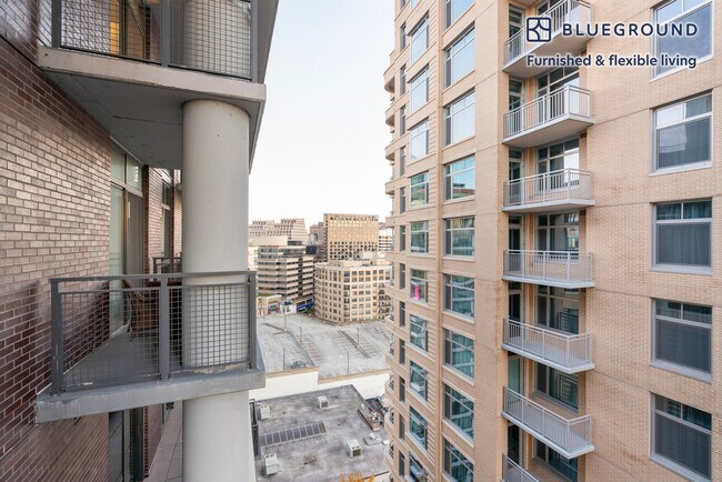 Building Photo - 4918 St Elmo Ave