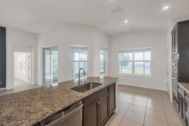 Building Photo - 1004 Heron Sound Dr