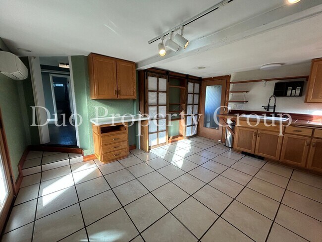 Building Photo - Bethel Danebo Home with Huge Yard and Storage