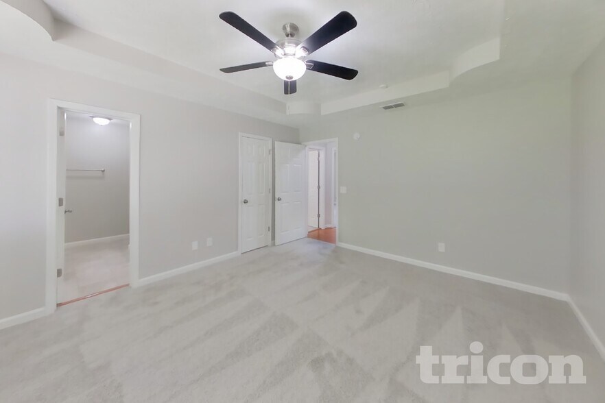 Building Photo - 2103 Academy Way