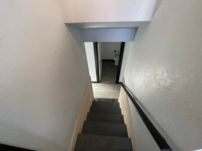 Building Photo - 2320 D Ave