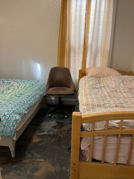 Building Photo - 707-711 Ohio St