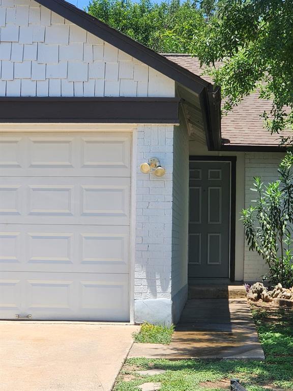 Building Photo - 11306 Walnut Ridge Dr